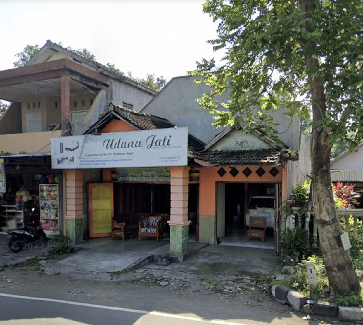 Dijual Rumah di Mrican Kediri Strategis Pinggir Jalan Besar Dekat RS Muhamdiyah Mrican, Universitas Brawijaya Kediri