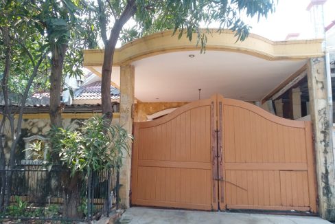 Rumah Dijual di Taman Harapan Baru Bekasi Dekat RS Taman Harapan Baru Superindo THB Pasar Modern Harapan Indah SMA Negeri 10 Bekasi 0001
